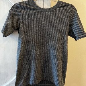 Athleta ribbed short sleeve top